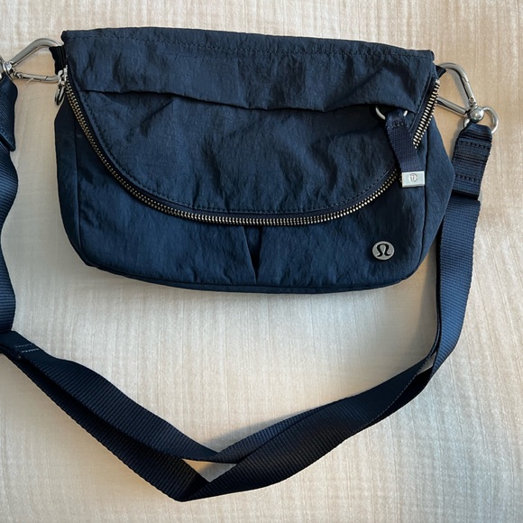 lululemon athletica Handbags - Lululemon All Night Festival Bag